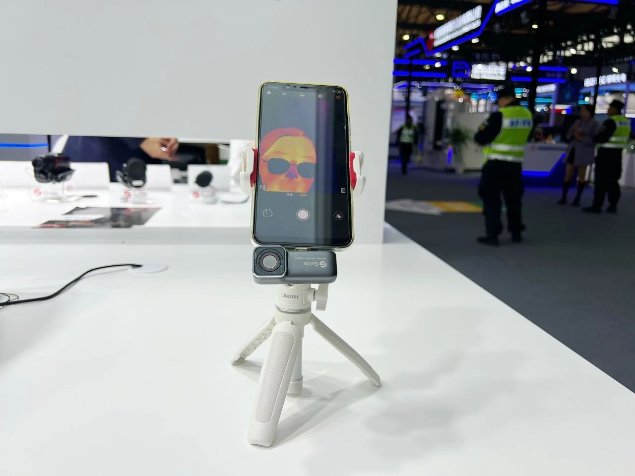 mobir.jpg