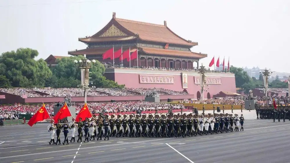 大国重器亮相九三阅兵，多型光电系统出自高德红外